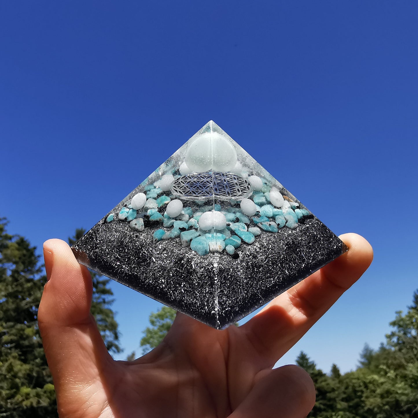 Orgone Cheops Pyramide INNERE RUHE & EMF SCHUTZ 7.5cm dunkel