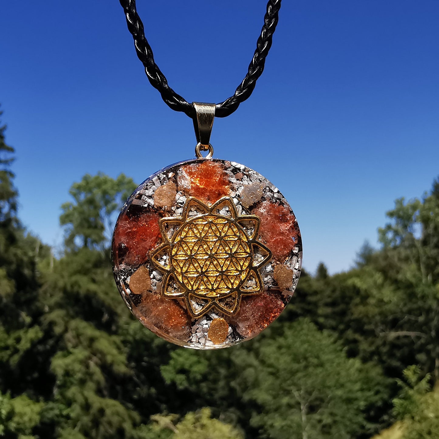 Orgone Anhänger gross LEBENSFREUDE mit SONNENSTEIN Lebensblume gold