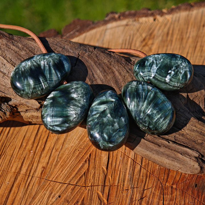 Seraphinit (Seelenwachstum) Trommelstein gebohrt Extraqualität Unikate zur Auswahl