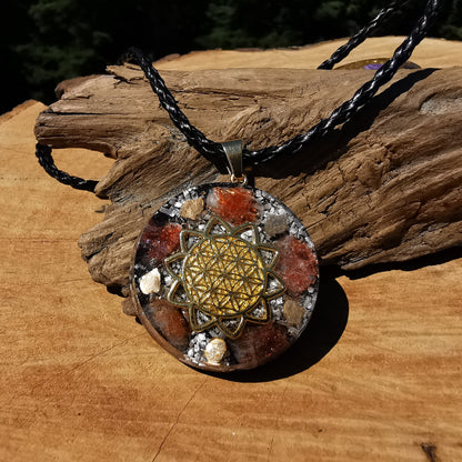 Orgone Anhänger gross LEBENSFREUDE mit SONNENSTEIN Lebensblume gold