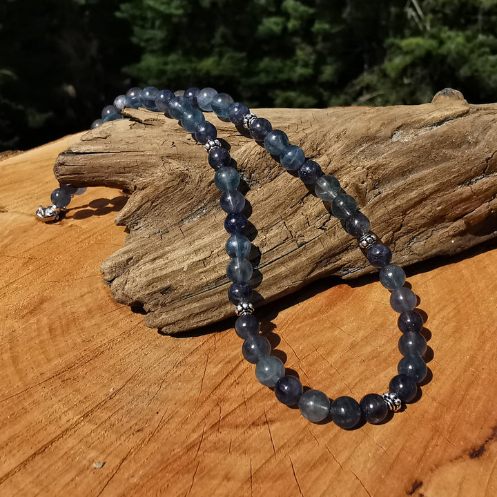 Edelsteinkette STRESS LESS & FOKUSSIERUNG Fluorit Wassersaphir 6mm Kugeln S925