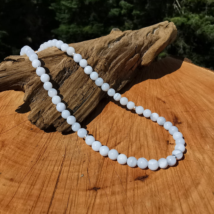 Edelsteinkette LEICHTIGKEIT mit BLUE LACE CHALCEDON 6mm Kugeln S925