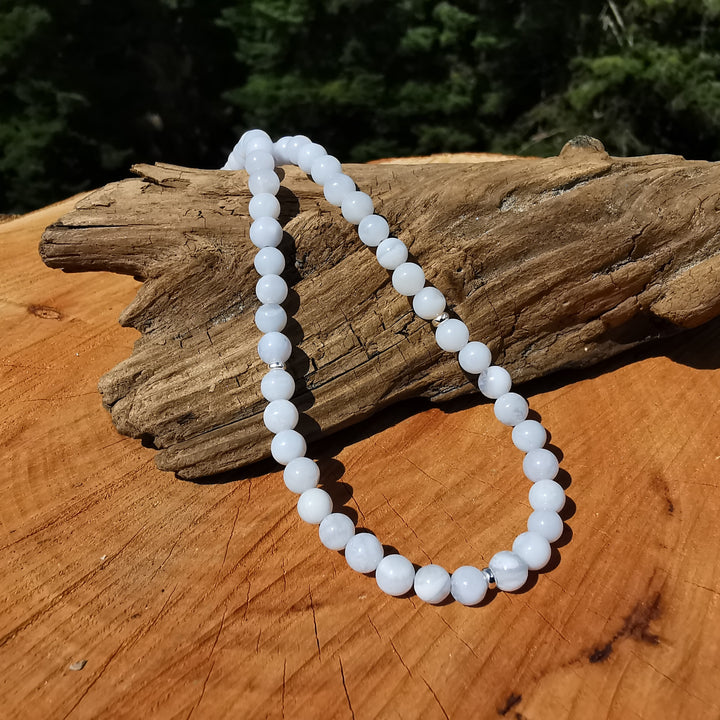 Edelsteinkette LEICHTIGKEIT mit BLUE LACE CHALCEDON 6mm Kugeln S925