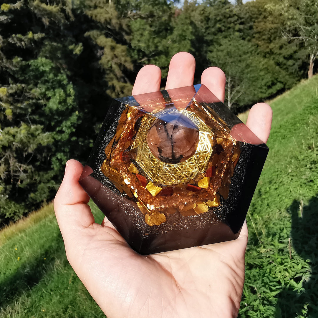 Orgone Hexagonal Pyramide PSYCHISCHES SCHUTZSCHILD 12cm