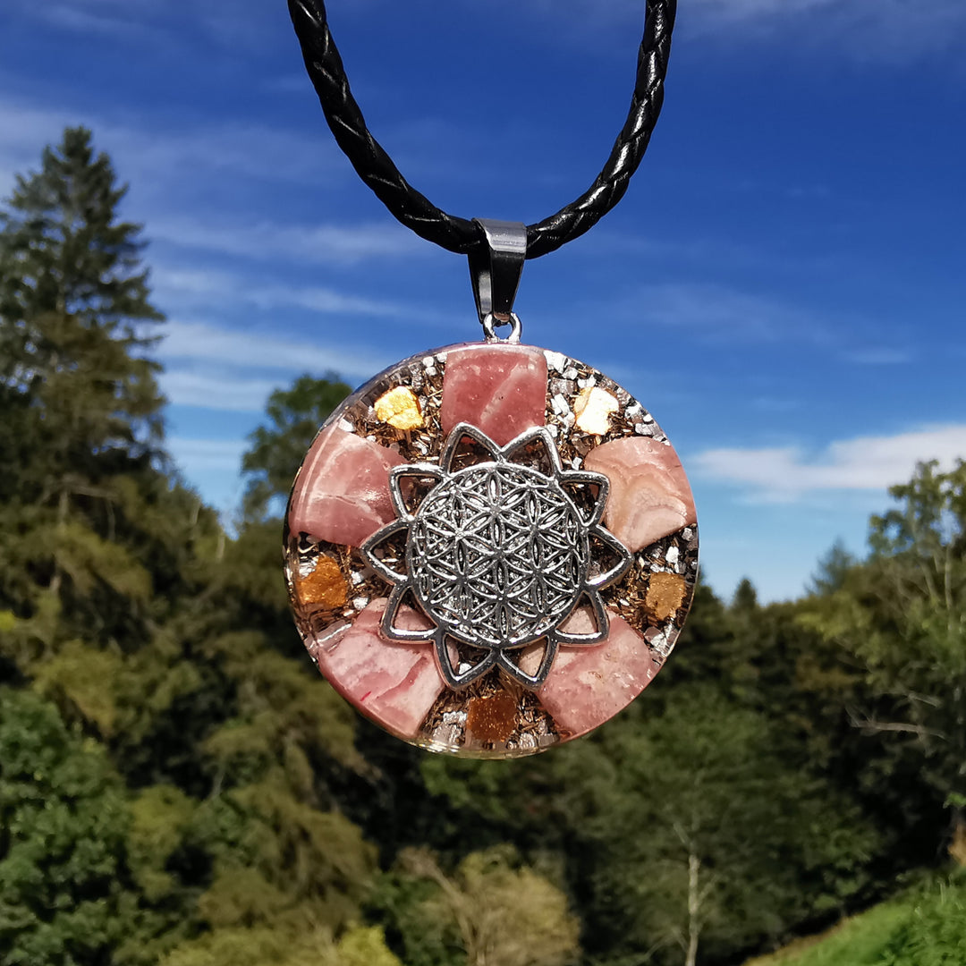 Orgone Anhänger gross LIEBE mit RHODOCHROSIT Lebensblume silber