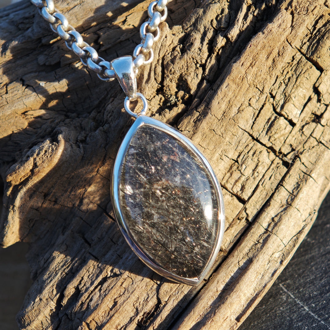 Schwarzer Turmalin Quarz Extraqualität Anhänger gefasst in Silber 925