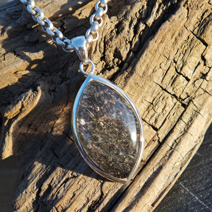 Schwarzer Turmalin Quarz Extraqualität Anhänger gefasst in Silber 925