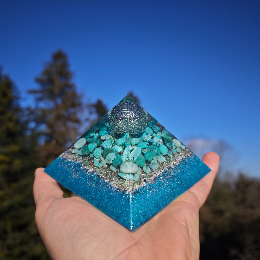 Orgone Cheops Pyramide INNERE RUHE & SEELENFRIEDEN Amazonit Türkis Magnesit →9.5cm ↑5.5cm