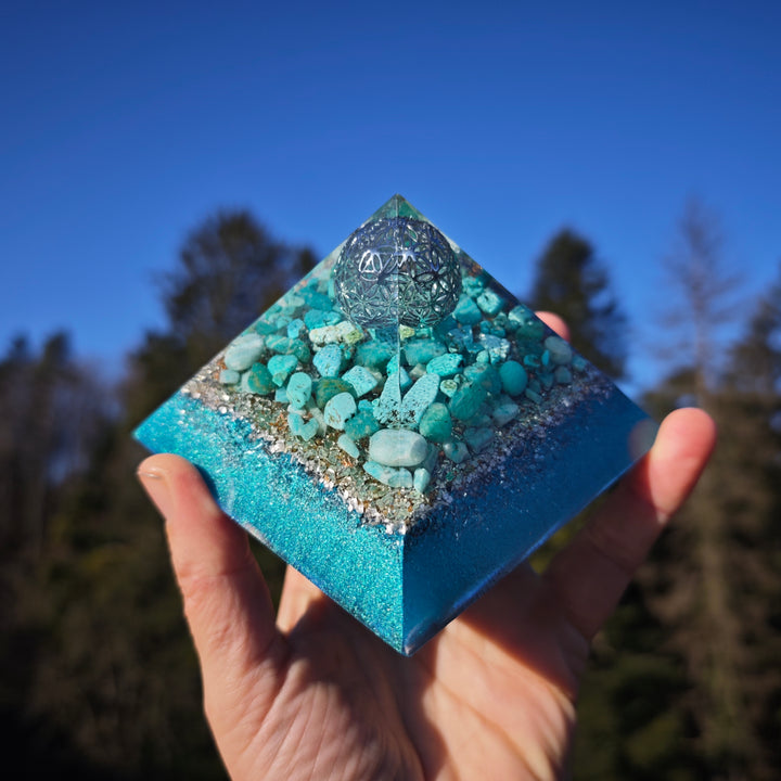 Orgone Cheops Pyramide INNERE RUHE & SEELENFRIEDEN Amazonit Türkis Magnesit →9.5cm ↑5.5cm