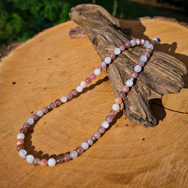 Edelsteinkette BEWUSST SEIN mit Mondstein Mix 6mm Kugeln S925