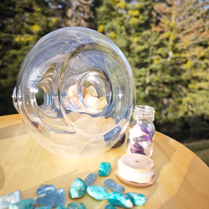 Karaffe Alladin Basic 1,2l Edelsteinfach und Olivenholzstöpsel - mundgeblasen inkl. Wassersteine