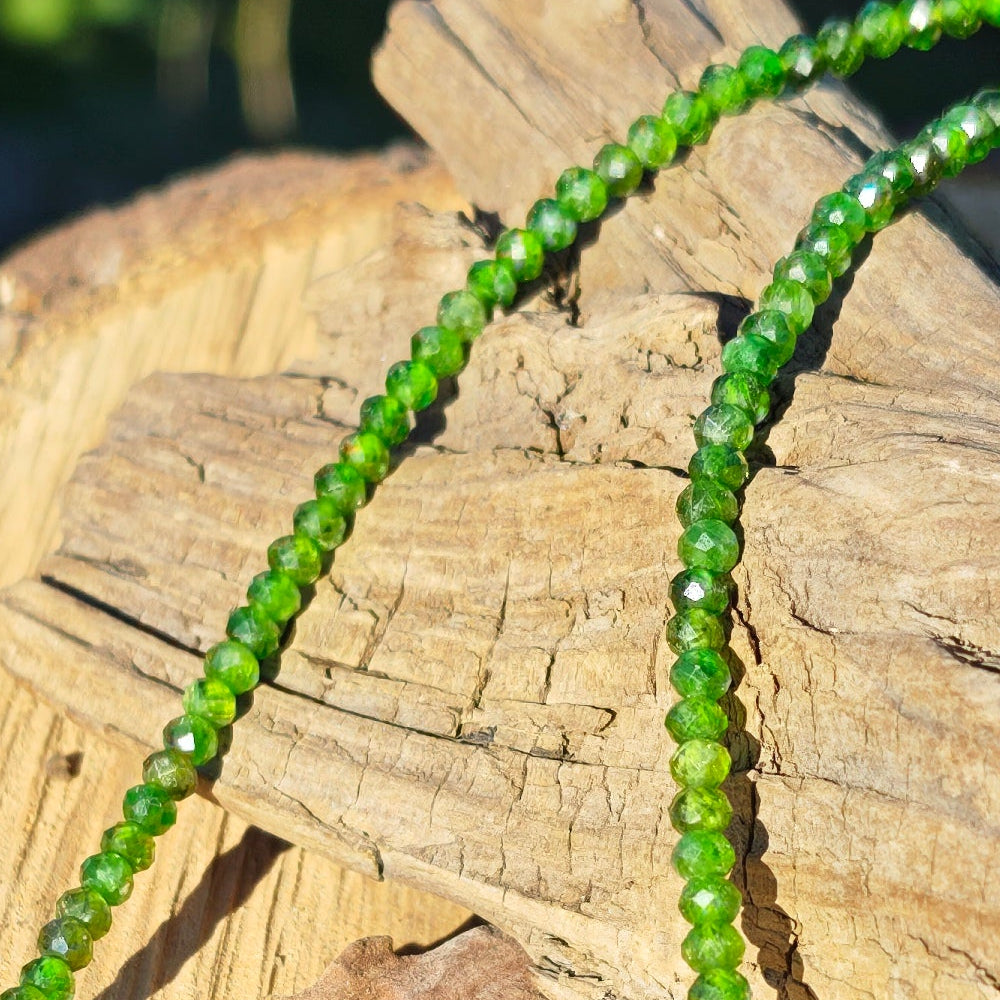 Edelsteinkette SELBST LIEBE mit CHROMDIOPSID Extraqualität 4mm Kugeln facettiert S925