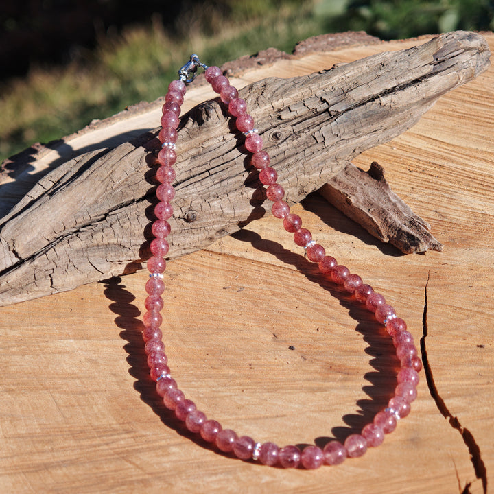 Edelsteinkette LICHTKRAFT Red Healer Erdbeerquarz 6mm Kugel S925