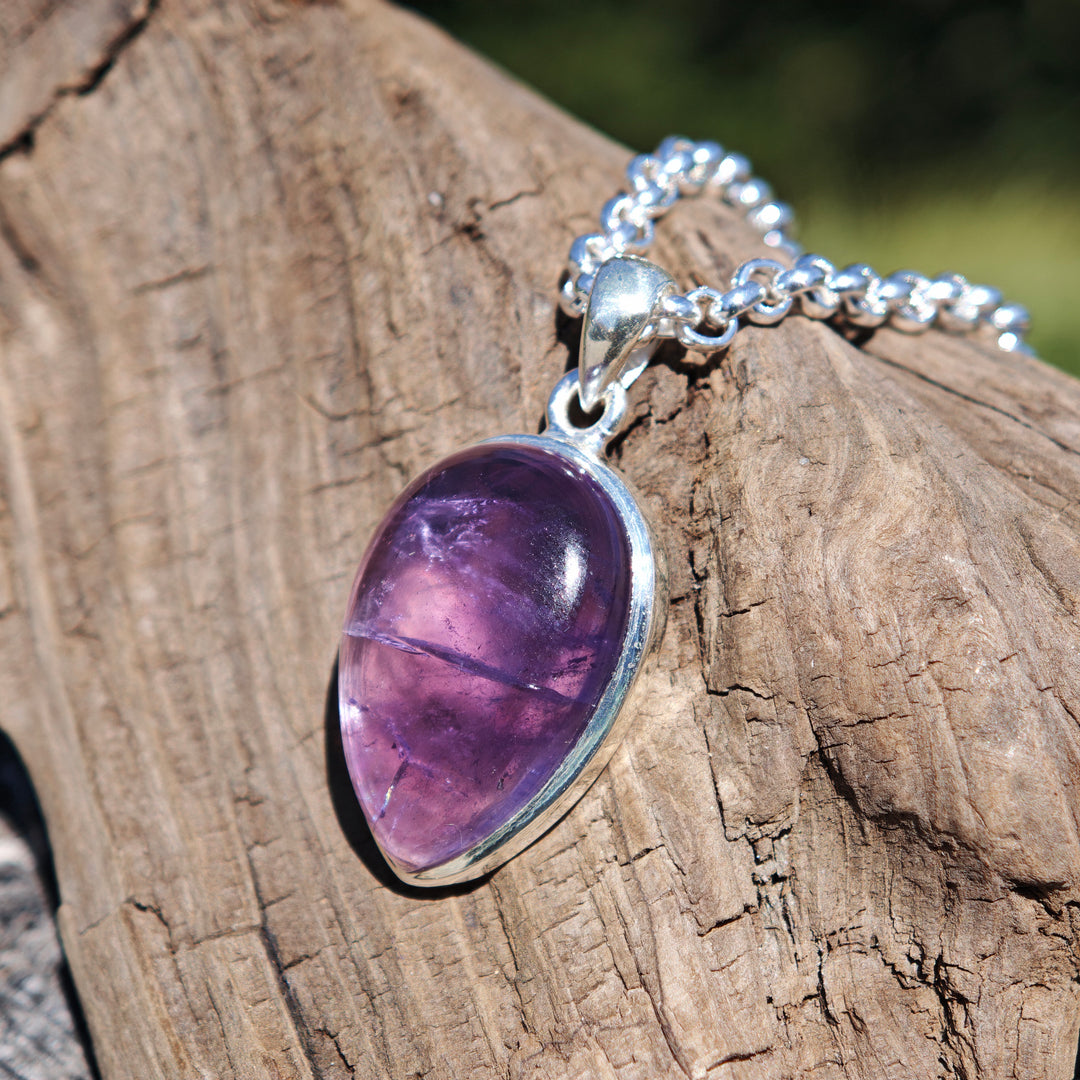 Amethyst Tropfen gefasst in Silber 925
