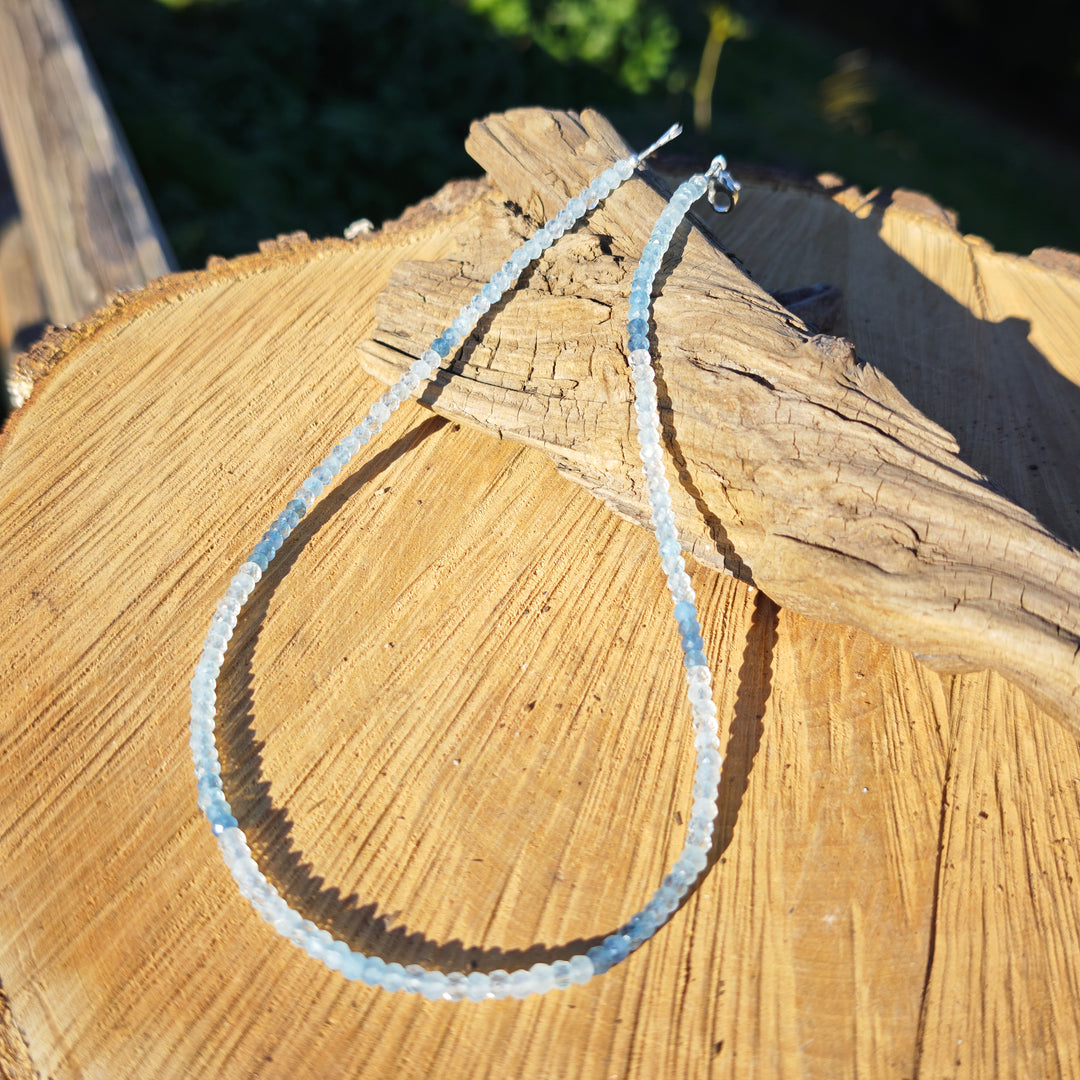Edelsteinkette URVERTRAUEN mit AQUAMARIN Extraqualität 4mm Kugeln facettiert S925