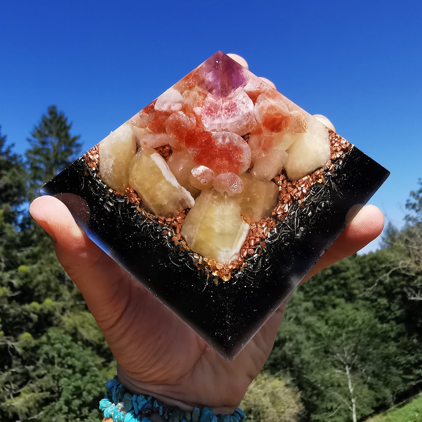 Orgone Cheops Pyramide FREE ENERGY 10cm