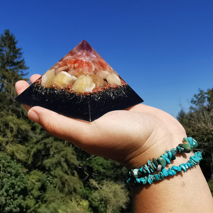 Orgone Cheops Pyramide FREE ENERGY 10cm