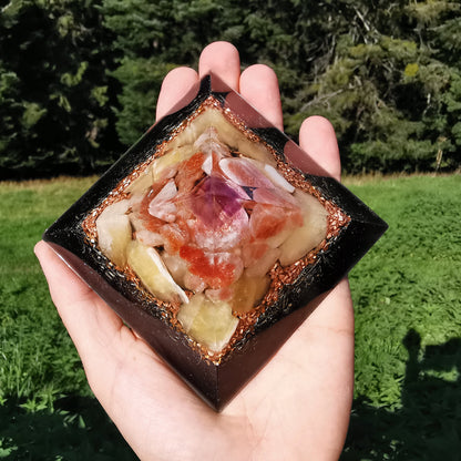 Orgone Cheops Pyramide FREE ENERGY 10cm