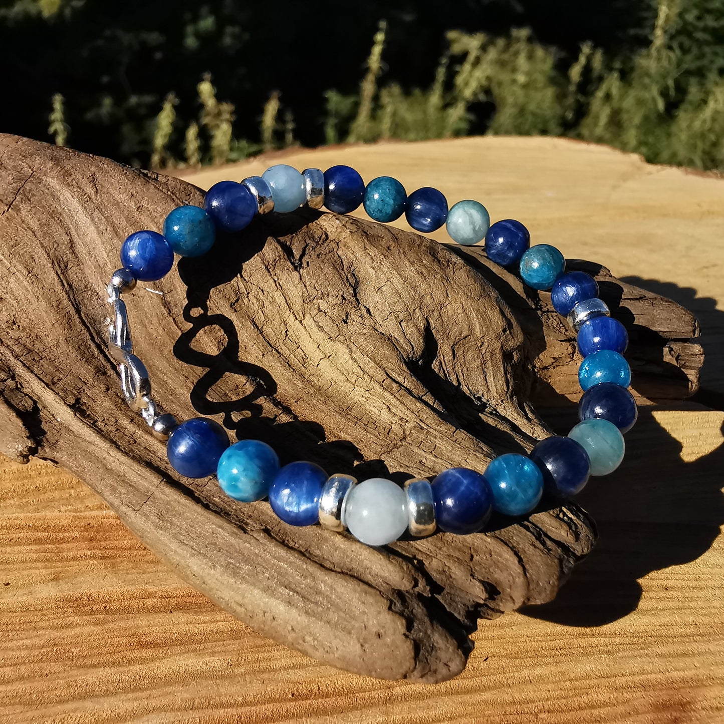 Heilstein Armband STÄRKE & VERTRAUEN Kyanit Aquamarin Apatit Infinity 6mm Kugeln