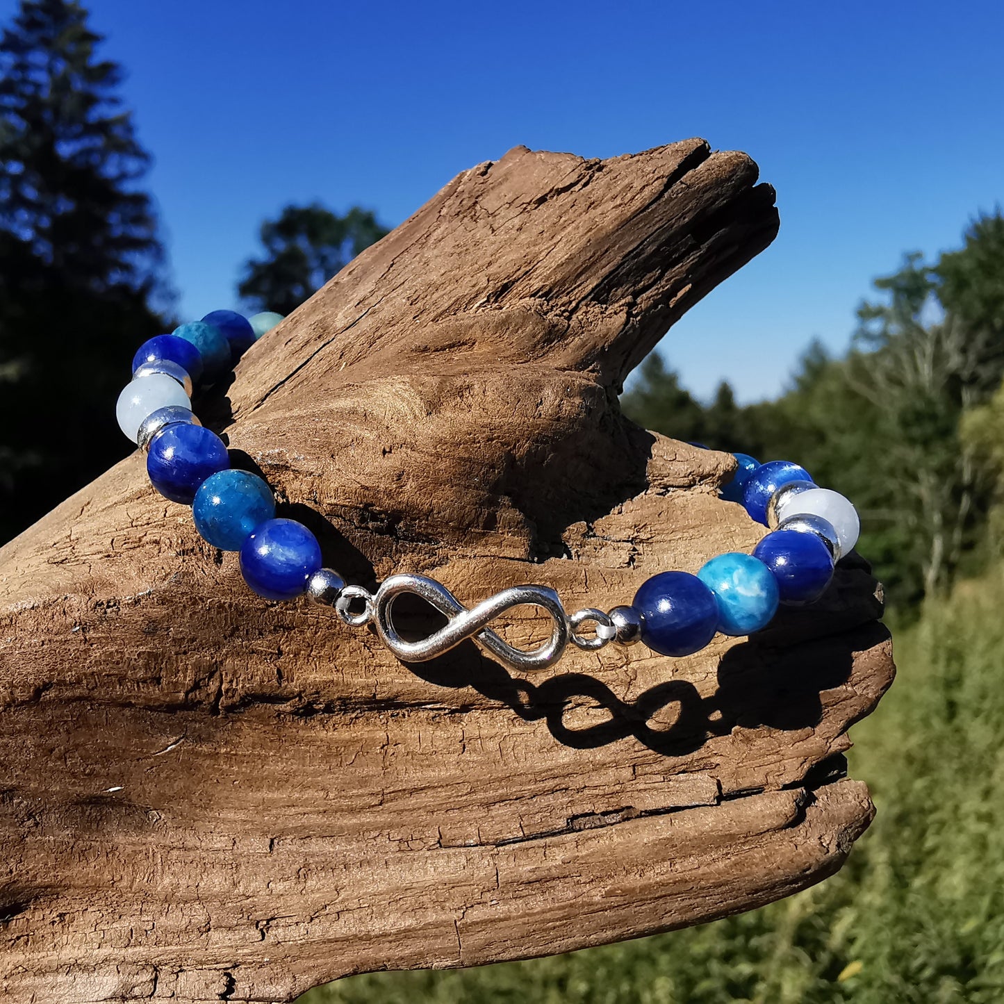 Heilstein Armband STÄRKE & VERTRAUEN Kyanit Aquamarin Apatit Infinity 6mm Kugeln