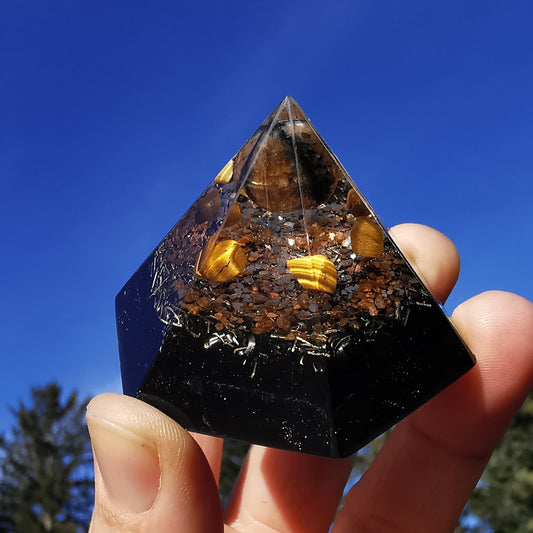 Orgone Hexagonal Pyramide PSYCHISCHES SCHUTZSCHILD 5cm