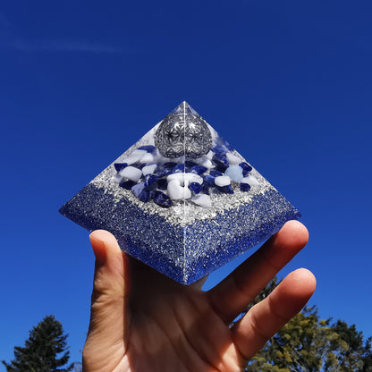 Orgone Pyramide Cheops LEICHTIGKEIT 9.5cm